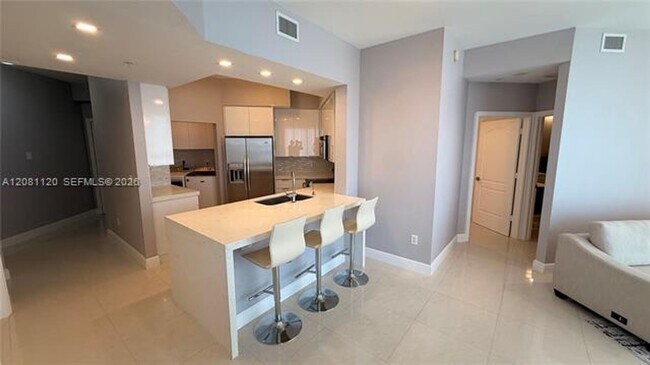 Building Photo - 1830 Radius Dr