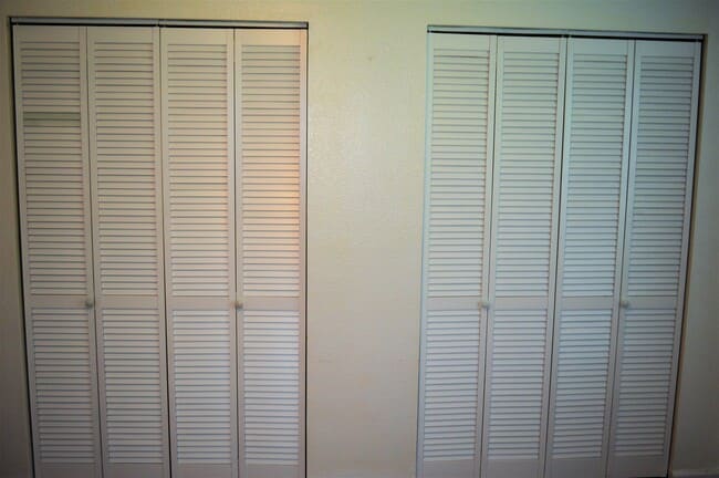 Building Photo - 1531 Northview Dr