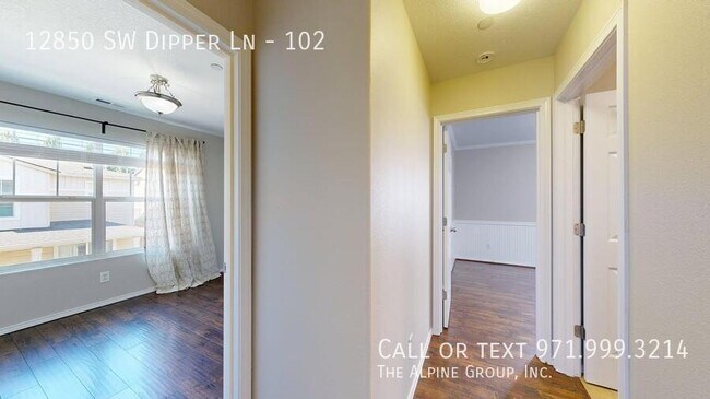 Building Photo - 12850 SW Dipper Ln