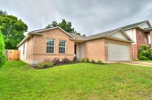 Building Photo - 2201 Kaiser Dr