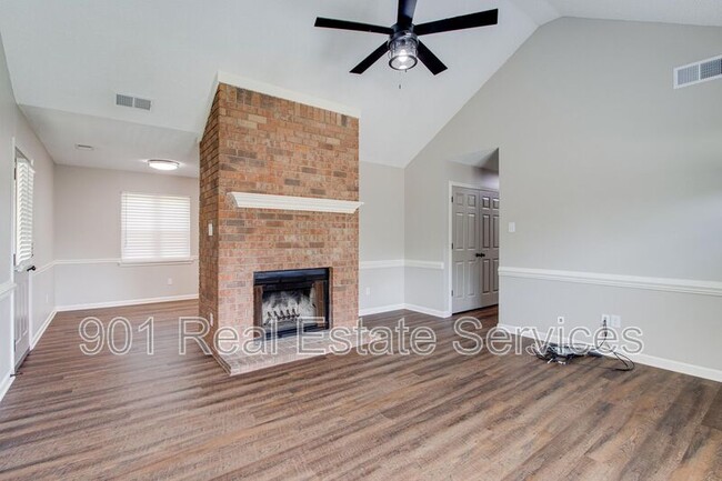 Building Photo - 6934 Southknoll Ave