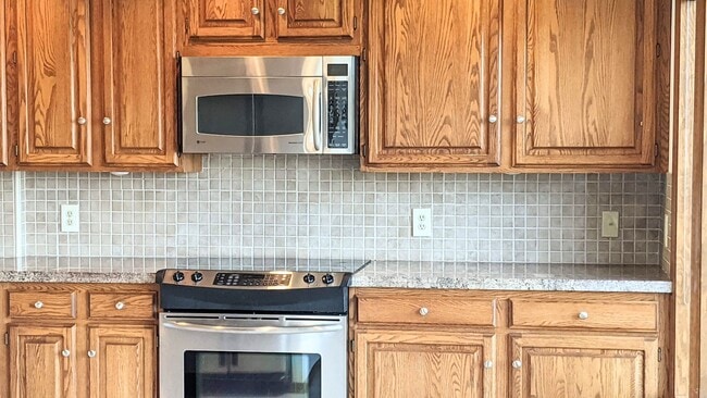 Building Photo - 180 Degree View of Bellingham Bay on South...