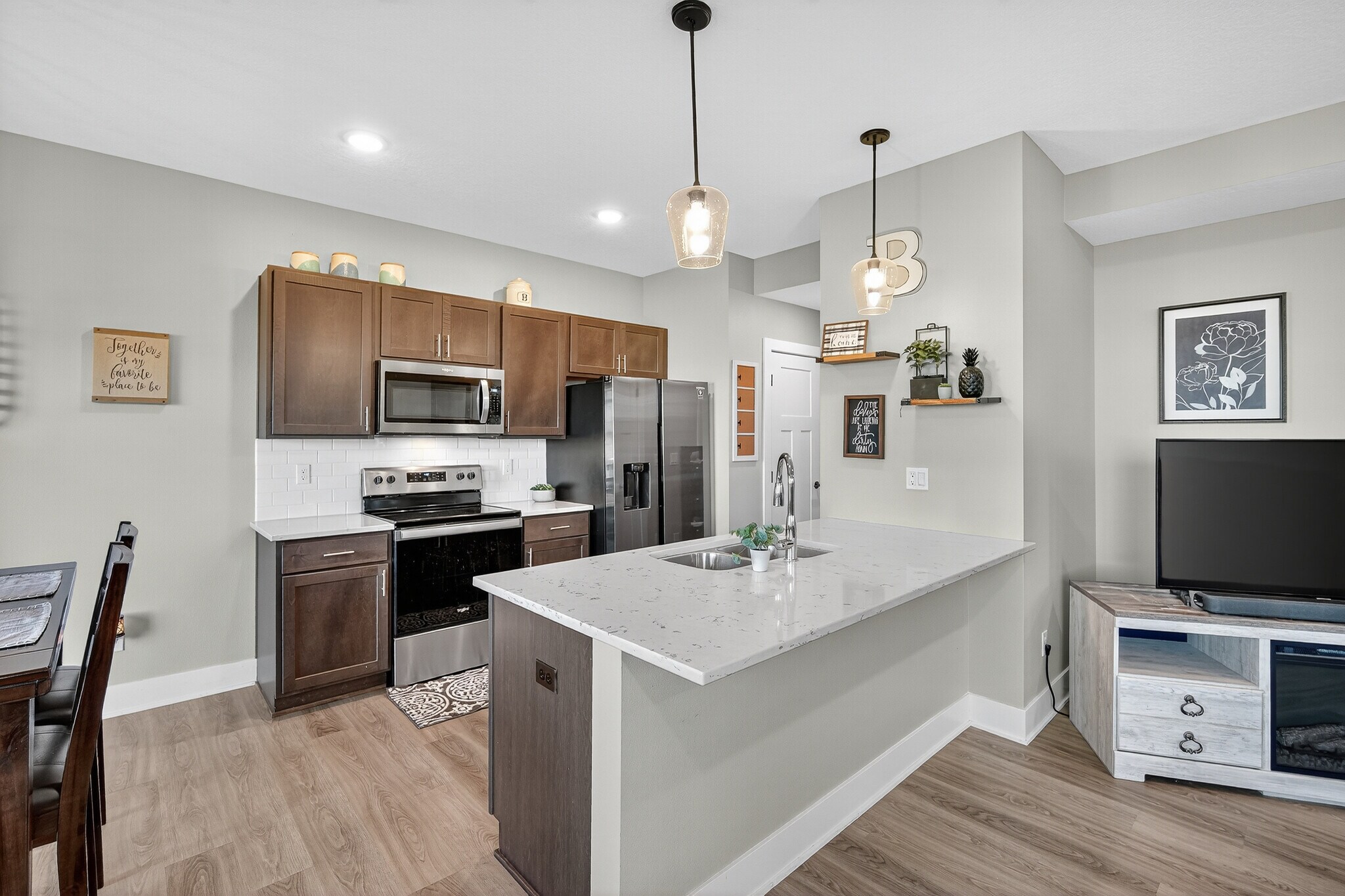 Building Photo - 1504 Mulberry St