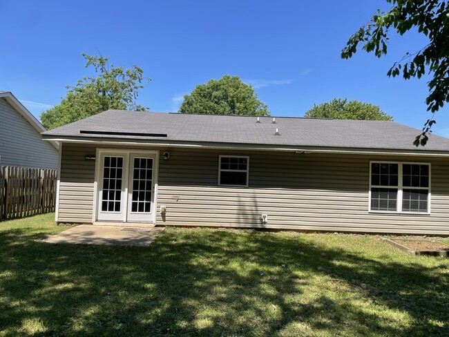 Building Photo - 154 Fox Haven Dr
