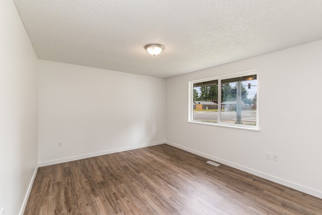 Building Photo - 18404 78th Ave E