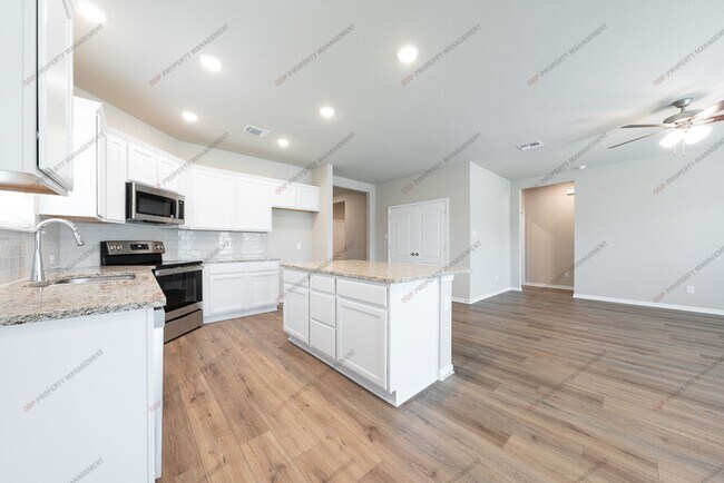 Building Photo - 5305 Friars Lp