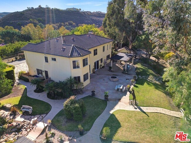 Building Photo - 13045 Ripple Creek Ln