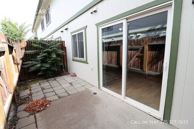 Building Photo - 973 Flatcar Ln