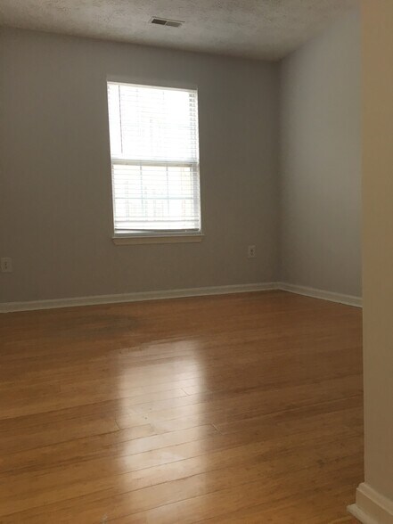 Bedroom 2 - 10 IRONSTONE CT #K