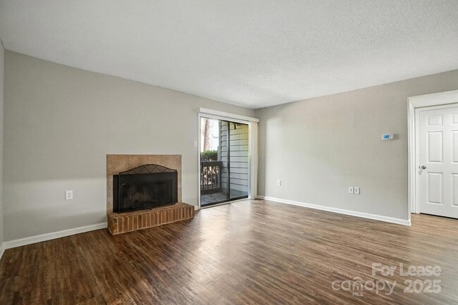 Building Photo - 5020 Sardis Rd