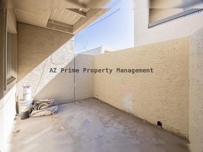 Building Photo - 2802 N 43rd Ave