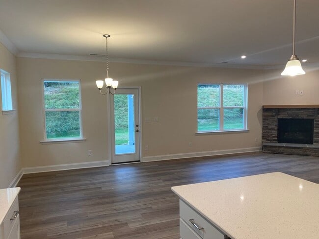Building Photo - 19020 Yellow Birch Dr