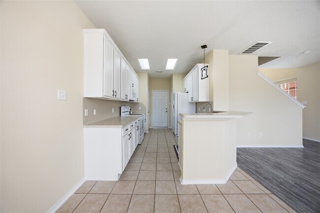 Building Photo - 59 E Stedhill Loop