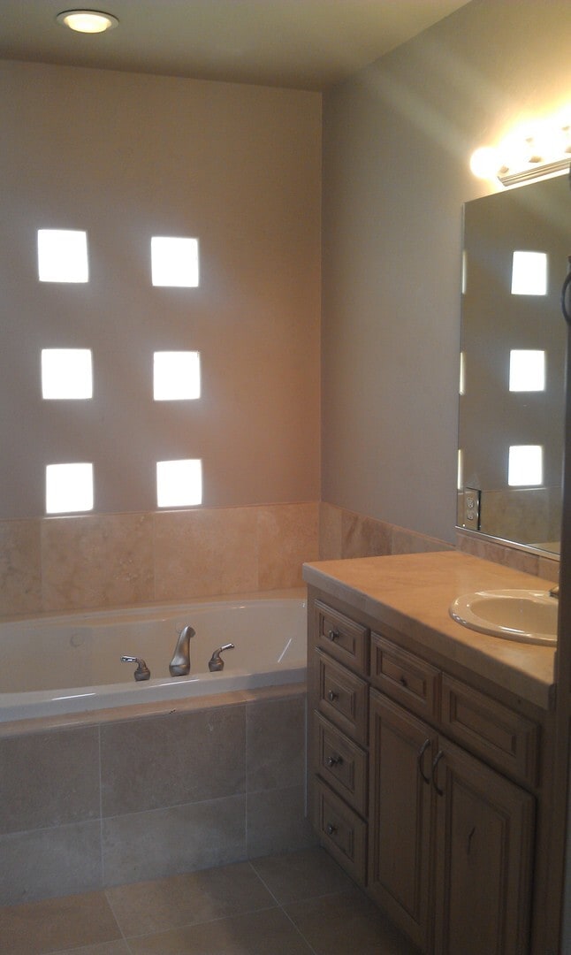 Building Photo - Condo on Sunbrook Golf Course