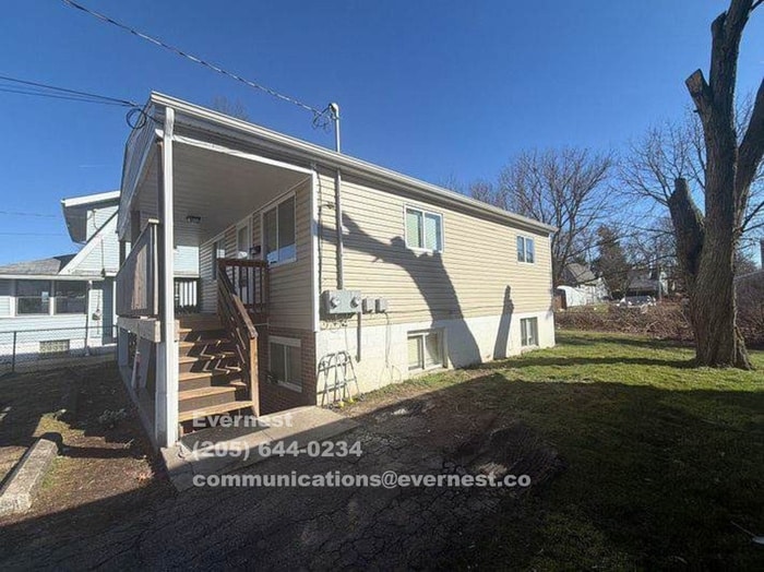 Building Photo - 972 Concord Ave