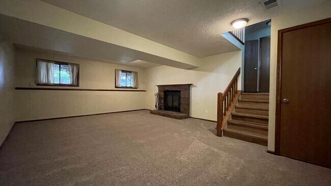Building Photo - Great Home in Fort Collins