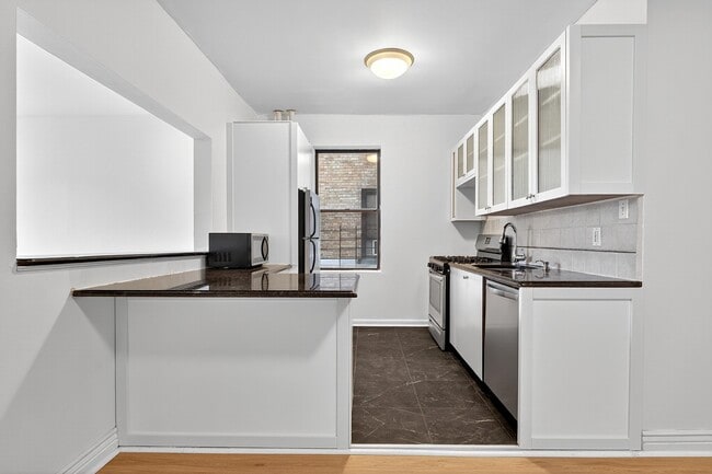 Building Photo - 270 Harrison Ave