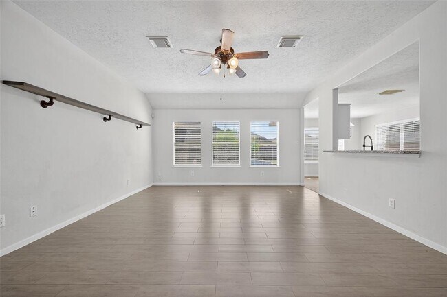 Building Photo - 5411 Losoya Ct