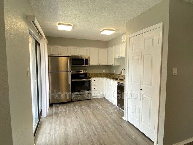 Building Photo - 4748 Old Bent Tree Ln