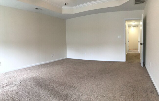 Building Photo - Regal Home on Regatta Way!