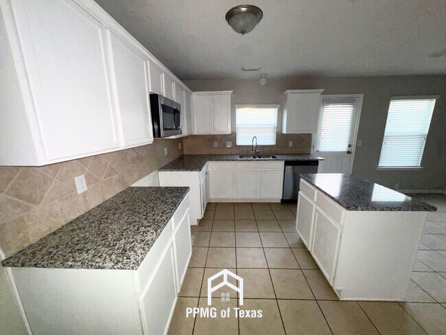 Building Photo - 18310 Atasca Wds Trce