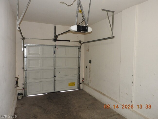 Building Photo - 8416 W Viansa Loma Ave