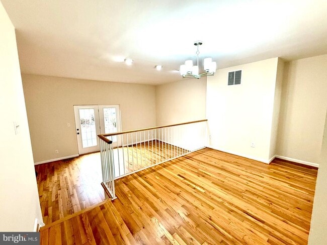 Building Photo - 2196 Golf Course Dr