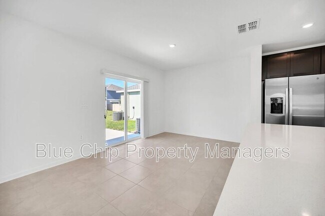 Building Photo - 2209 Aquifer Ln