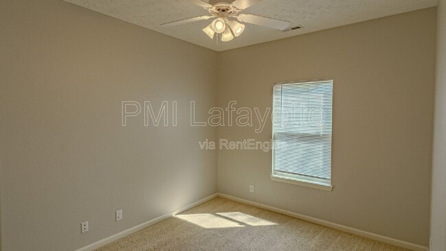 Building Photo - 4110 Ivanhoe St