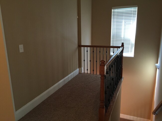 Building Photo - 15318 S Birkdale Commons Pkwy