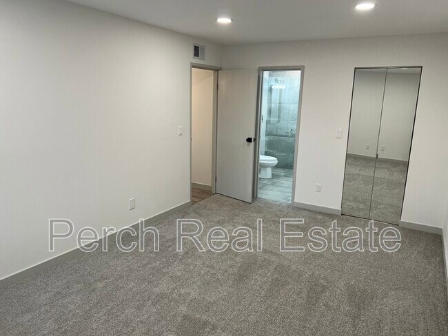 Building Photo - 7080 W 20th Ave