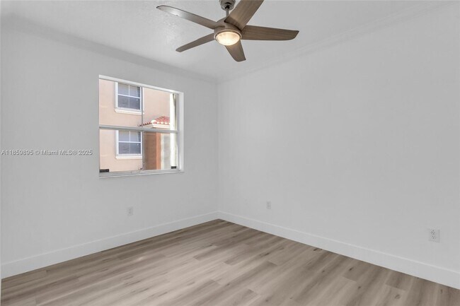 Building Photo - 6670 NW 114th Ave