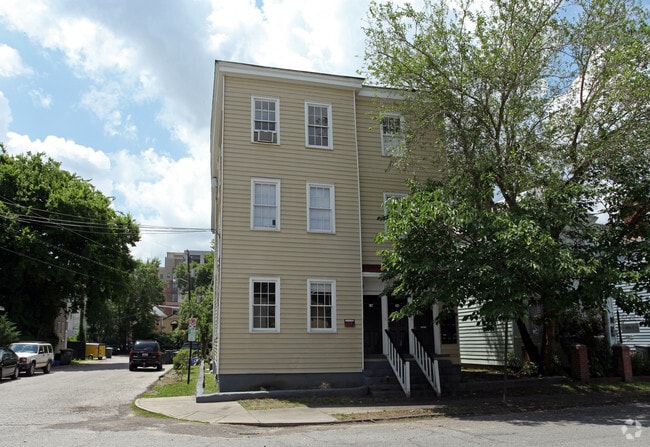 Building Photo - 127 Cannon St