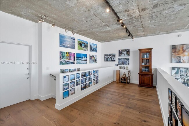 Building Photo - 3470 E Coast Ave