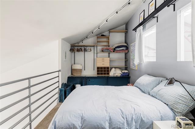 Building Photo - 3309 Blake St