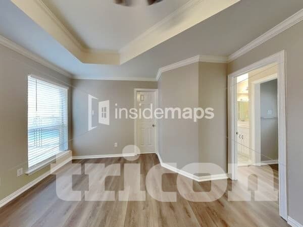 Building Photo - 709 W Park Dr