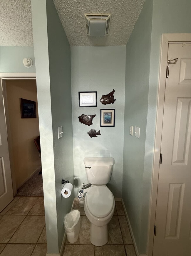 Building Photo - 1209 Pompano Ave