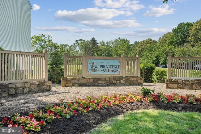 Building Photo - 7735 Inversham Dr