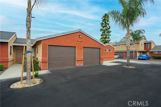 Building Photo - 32021 Avenue E