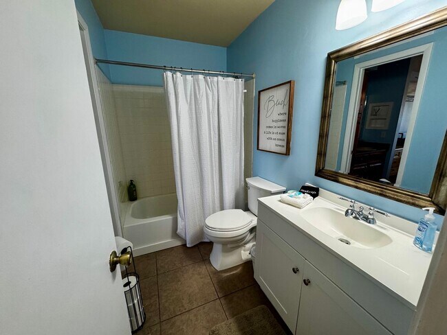 Building Photo - 17751 Panama City Beach Pkwy