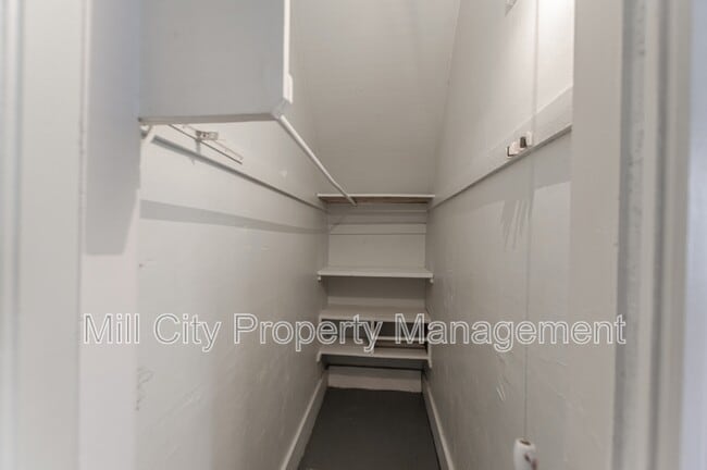 Building Photo - 126 Harrison St