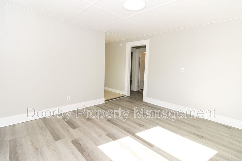 Building Photo - 3115 14th Ave