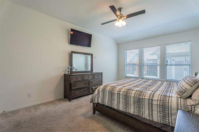 Building Photo - 1404 Kittyhawk Dr