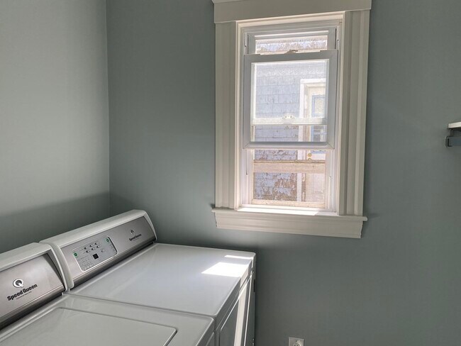 Building Photo - 299 Alewife Brook Pky
