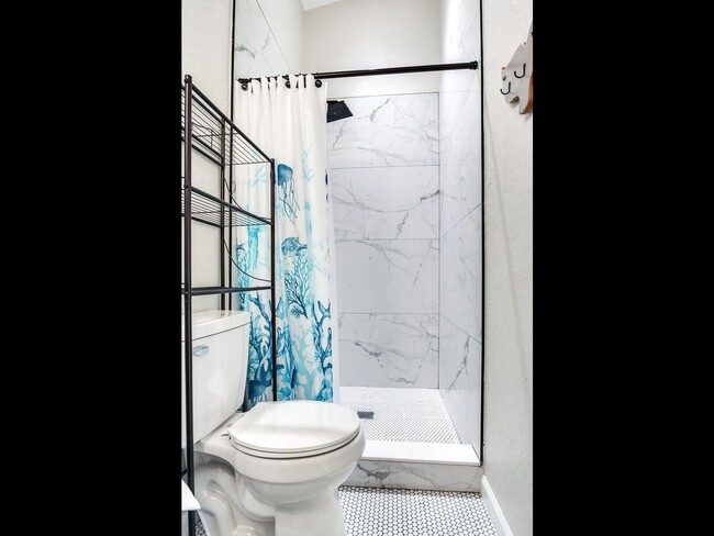 Building Photo - 6501 64th Ave N