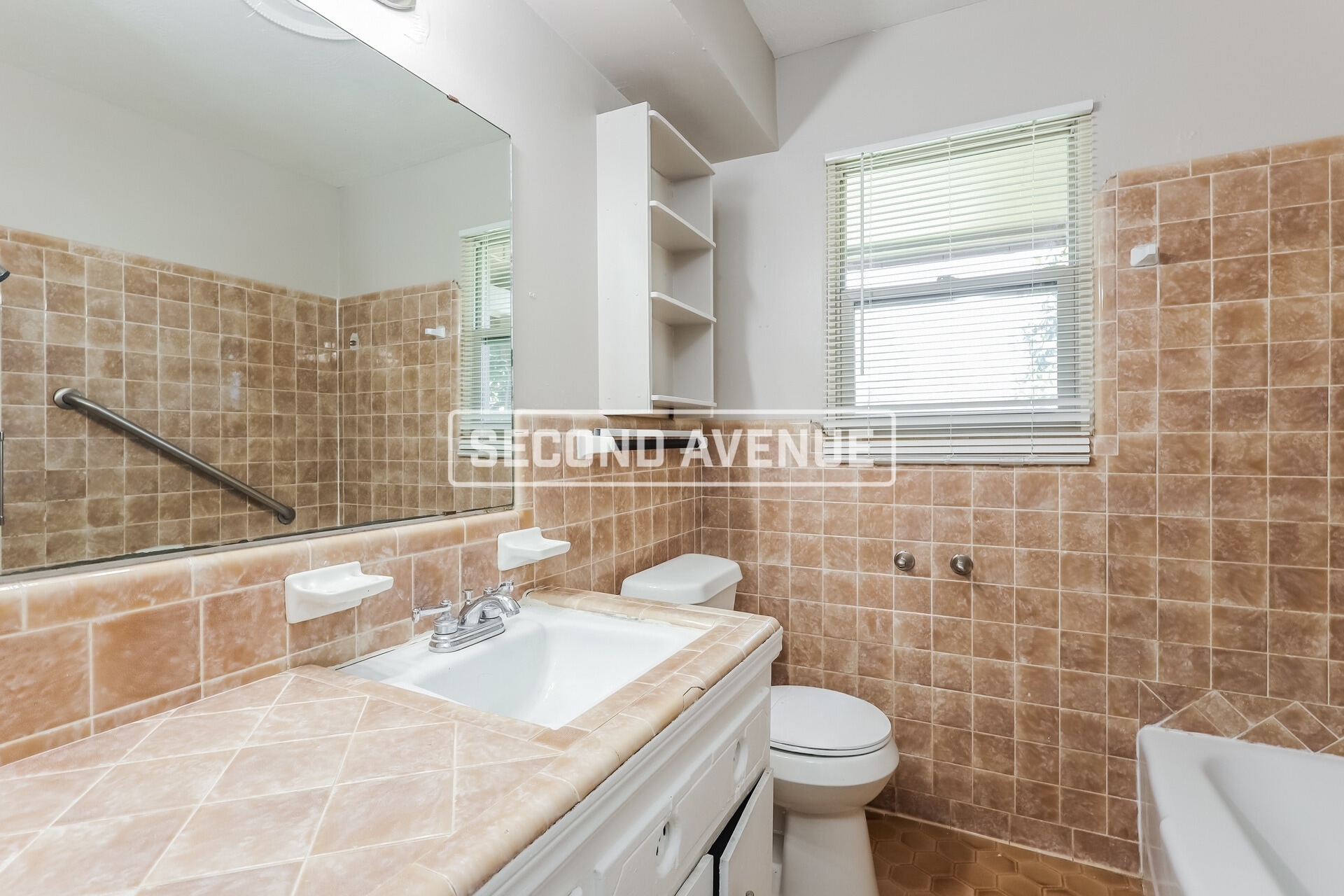 Building Photo - 6328 N Hammond Ave