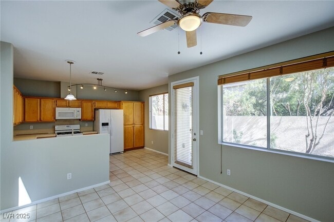 Building Photo - 162 Mountainside Dr