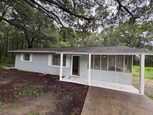 Building Photo - 20822 SW Marine Blvd