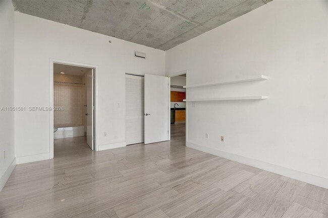 Building Photo - 3470 E Coast Ave