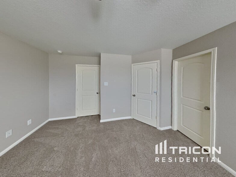 Building Photo - 2503 Regatta Ln